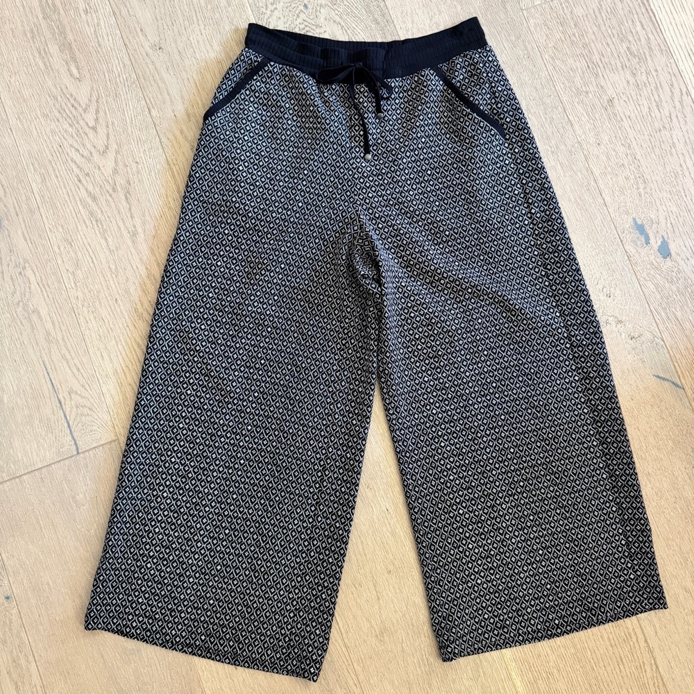 MAX STUDIO - women's drawstring, wide leg pants - medium